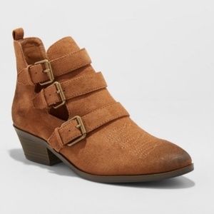 Universal Thread Kelsey Triple Buckle Bootie- 10